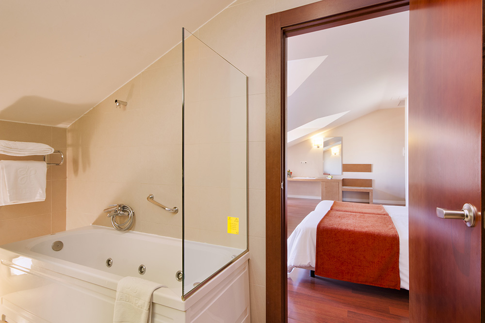 GranadaPALACE_405_baño_005